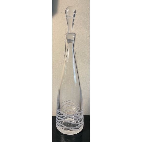 Edinburgh Cut Waves Crystal  Gorgeous Tall Decanter-signed - Picture 2 of 8